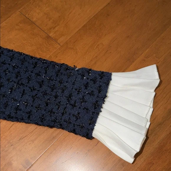 Navy Blue Textured Two-Piece Set - Picture 4 of 7